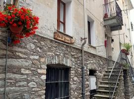 B&B Bourg, hotel v destinaci Donnaz
