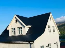Petursborg luxury in Vágur