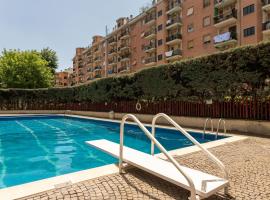 Rucellai Studio With Shared Pool by Halldis, hotel in Milaan
