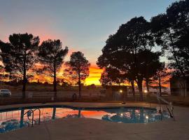 Quality Inn View of Lake Powell - Page