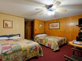 Arrowhead 15, hotel a Red River