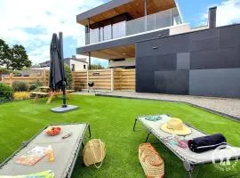 The black house