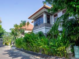 Atres Griya Villa 5 Private Bedroom Kuta, Hotel in Kuta