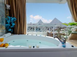Horizon Pyramids View inn, hotel with hot tubs in Cairo