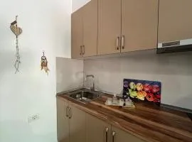 Doris Apartments