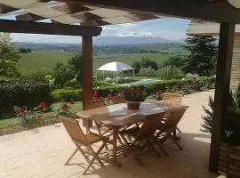 I Tre Laghi Countryhouse 14 posti letti Cottage 10 posti letti