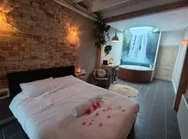 Waterval Wellness-suite met Sauna!