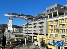 NOVAPARK Flugzeughotel Graz, hotel en Graz