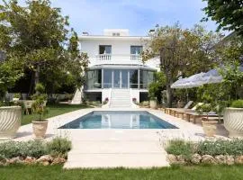 Beach front Villa Cap D'Antibes