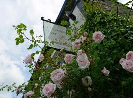 The Mulberry Inn, hotel in Glyn-Ceiriog