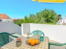 Stunning Apartment In Nin With Wifi