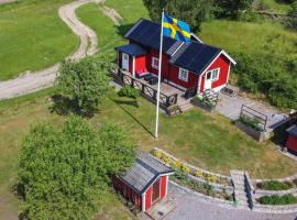 1 Bedroom Awesome Home In S&ouml;derk&ouml;ping, Luxushotel in S&ouml;derk&ouml;ping