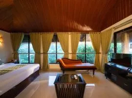 Wayanad Kuruva Isles Jungle Resort