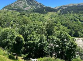 Inmocyma Cerler-Anayon Pie de pistas, hotel u gradu Cerler