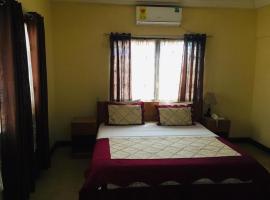 Double Room With Sitting Area, hotel di Accra