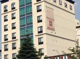 Marco LaGuardia Hotel & Suites, hotel cerca de Estadio Citi Field, Queens
