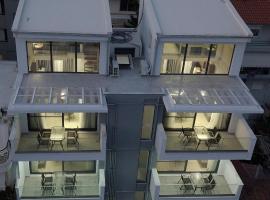 Mavili Luxury Apartments, khách sạn biển ở Kavála