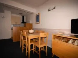 LE CHALET - Piscine 7 - 2 Pièces pour 6 Personnes MAE-8834