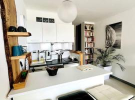Charmant studio Horizon & Océan, hotel v destinaci Anglet