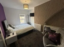 Ensuite Rooms Serviced Accommodation close to BAE