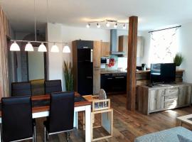 I "Old School" Comfortable holiday residence, ξενοδοχείο σε Reinhardtsdorf