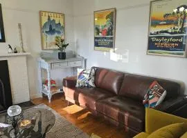 Sausalito- captivating 1950s retro residence