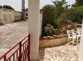 Appartamento vacanze a San Pietro in Bevagna, hotel em San Pietro in Bevagna