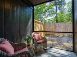 Open Sky Retreat, Pickleball Court, Creek, WIFI, Mountain Views, Starting at 79"