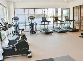 Staybridge Suites - Long Beach Airport by IHG
