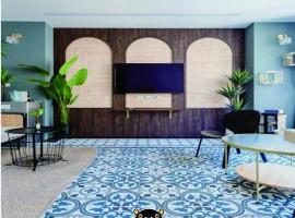 高雄南喃至屿，位于高雄的宾馆