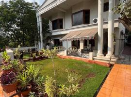 Stone rock castle, affittacamere a Hyderabad