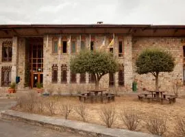 Hotel Ugyenling