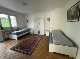 Cozy Apartment in Leverkusen, hotel i Leverkusen