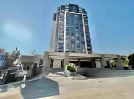 Sandton Skye