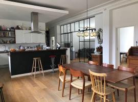 Unique luxury with large balcony, hotel i København