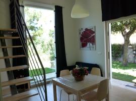Loft 1-2-3, in centro, con giardino, a 150 m dal mare