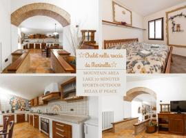 Chalet nella roccia da Marinella, hotell sihtkohas Taceno