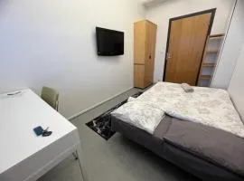 Office House Services 655