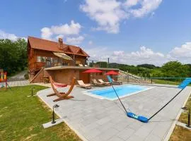 Lovely Home In Veliko Trgovisce