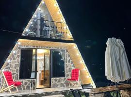 Hillside Borjomi Two chalet, hotel in Borjomi
