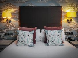 Glendower Hotel, hotel in Lytham St Annes