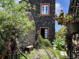 Casa Rural Las Guindas - Cozy Rural House, Hierro