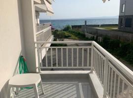 Casa di Evi sul mare Chaniotis, hotel em Chaniotis