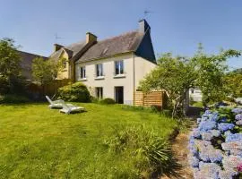 -HARES- Maison authentique avec jardin