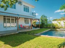 Red Fody Villa