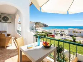 Seascape - Escape to the seaside