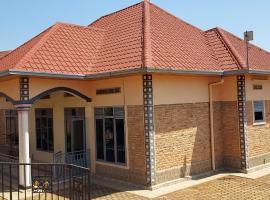 GUESTHOUSE MAC Terranova, hotel in Rwamagana