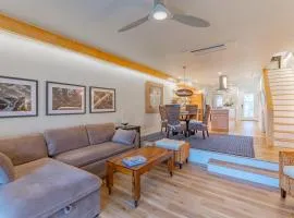 3025 Club Villas