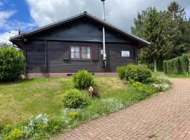 Blockhaus FerienZauber II, hotel v destinaci Bromskirchen
