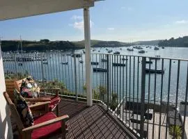 N° 28 The Salcombe